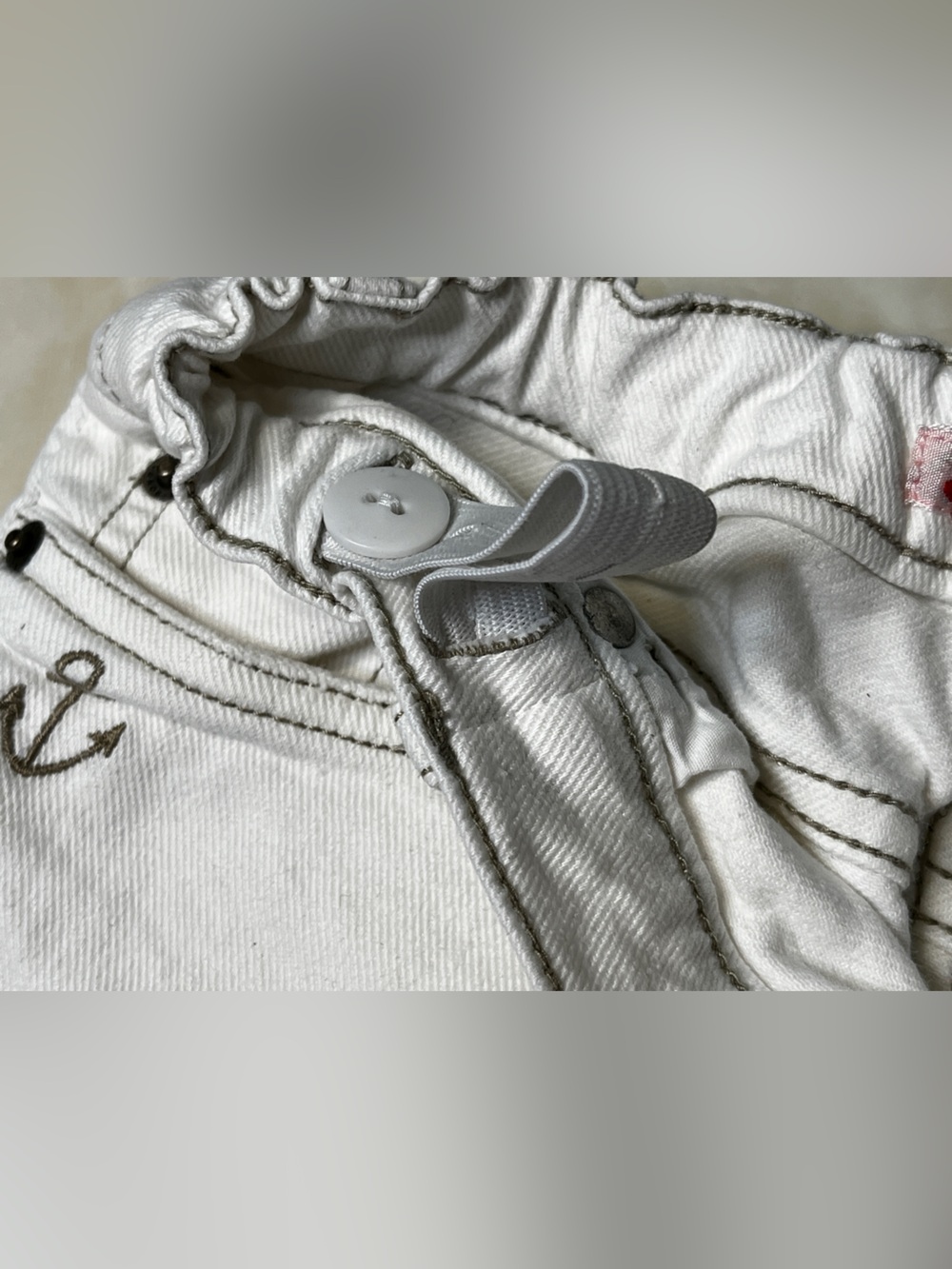 White Denim Embroidered Frayed-Hem Shorts - Picture 6 of 10